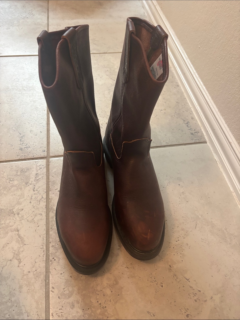 Popular Red Wing Pull-On Safety Toe ModelsStyle #4470: steel toe 9.5 D new